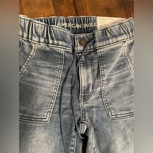 NWT size 000 American Eagle jeans